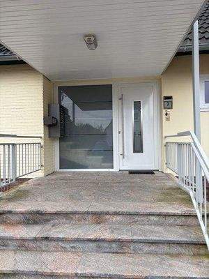 Hauseingang Haupthaus.jpg