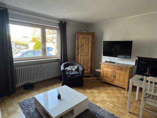 inkl. Möbel und 2 TV