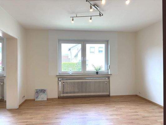 Linke DHH - EG - Wohnzimmer/ Esszimmer