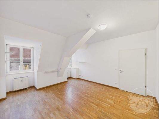 H_CAM05263G0-PR0033-STILL002