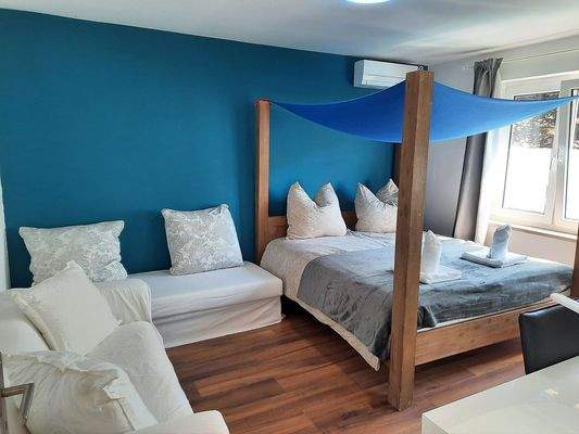 1. Schlafzimmer - Sofabett