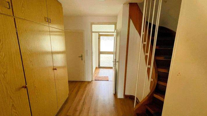 Flur zum Eingangsbereich