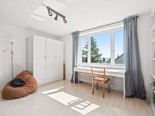 Kinderzimmer 2 im 1. OG