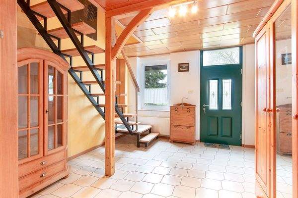 heller Eingangsbereich (Hausnr. 70)