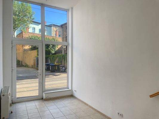 Unterer Bereich mit Blick zum Schaufenster.JPG