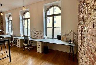 Schreibtischplätze 1