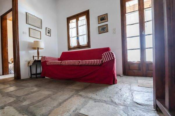 Traditionelle Villa in Pilion mit Meerblick 8.jpg