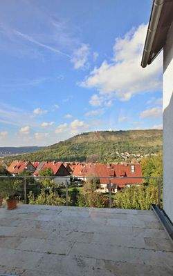 Blick ins Tal / Küche EG