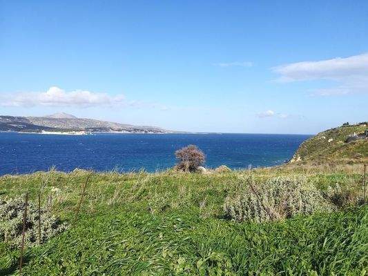 Grundstück direkt am Meer mit Zugang zum Strand
