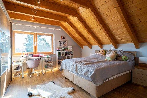 Schlafzimmer mit Bad en suite