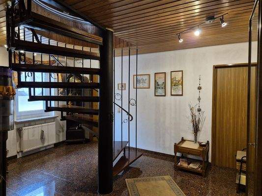 Treppenhaus Hauptwohnung