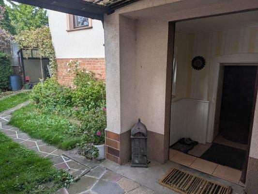 Zugang Keller vom Innenhof.jpg