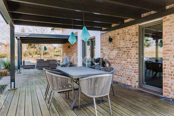 Überdachter Terrassenbereich