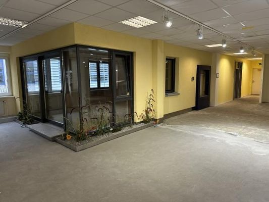 Bsp. Ausstellung-Büro