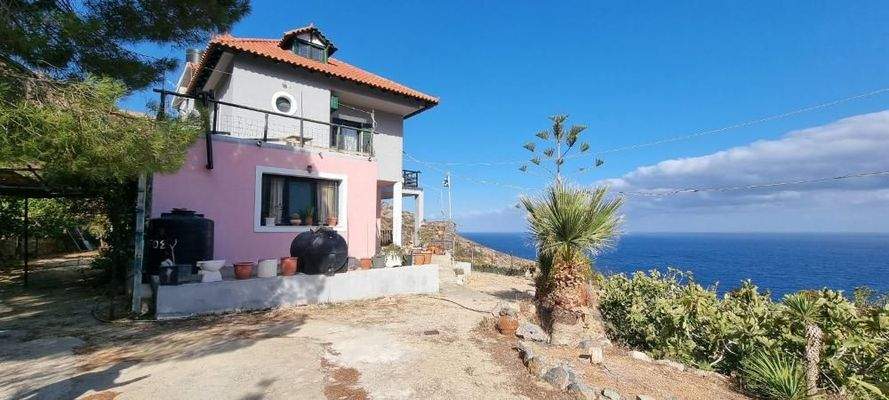 Kreta, Agia Pelagia: Freistehendes Haus mit traumhaftem Meerblick zu verkaufen