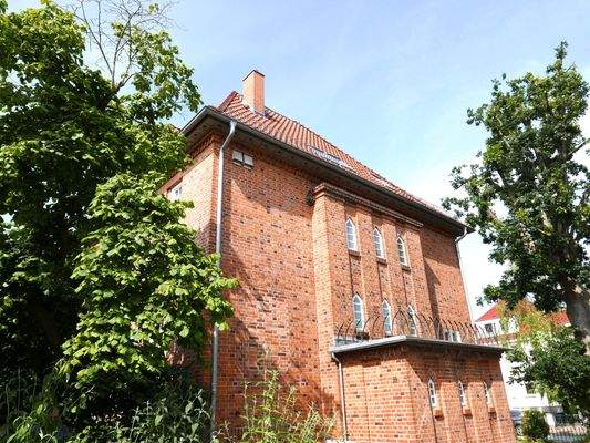 Giebelansicht Eingangsbereich