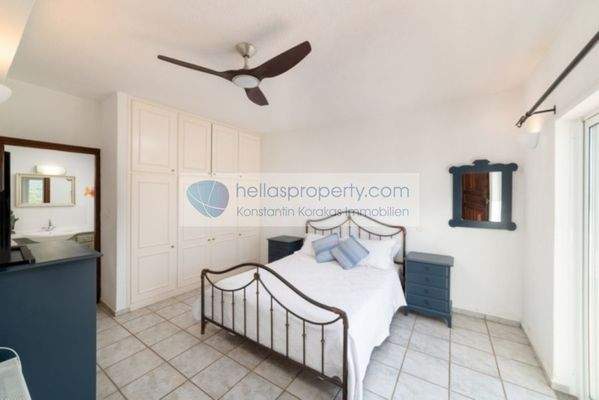 Agios Nikolaos Mir 14