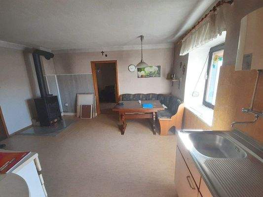 Wohnküche mit Kaminofen