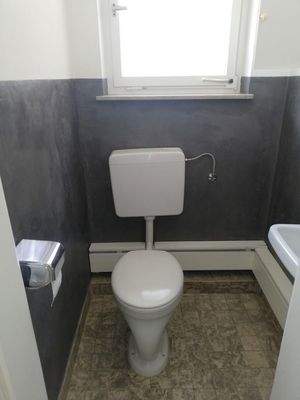 Separate Toilette 