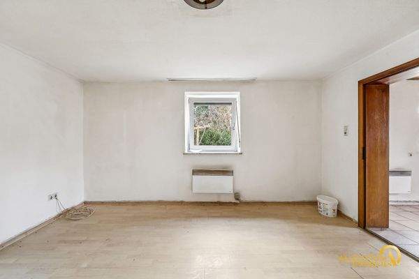 Wohn-/Schlafzimmer EG