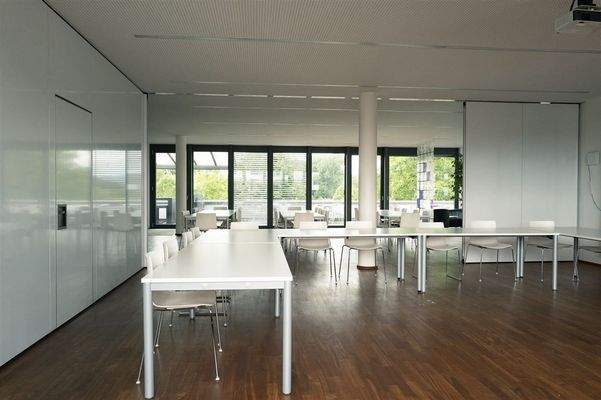 Meetingraum 1 (geöffnet)