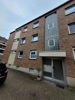 Eingang im Hinterhof