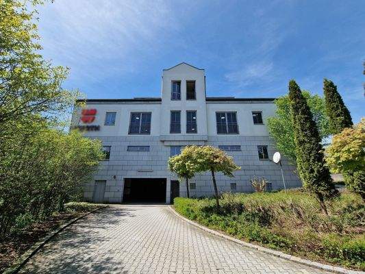 ANSICHT - TIEFGARAGENZUFAHRT