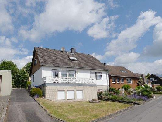 Vorderansicht Straßenseite