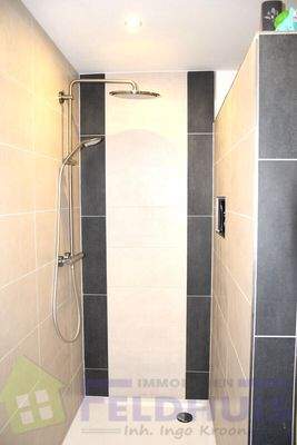 Badezimmer DG Bild 3