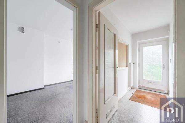 Separater Hauseingang zur Wohneinheit Nr. 2