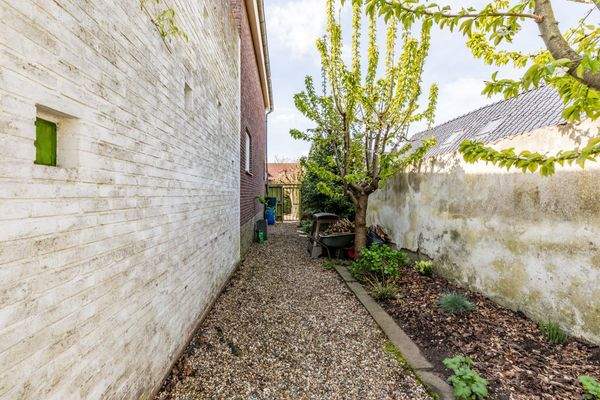 20250414, Ahornstrasse 20, Selfkant DE, Quaden Mak