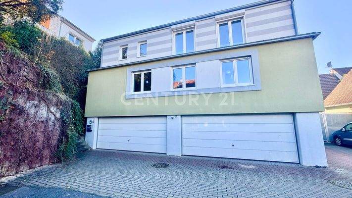 Außenansicht mit Garagenkomfort