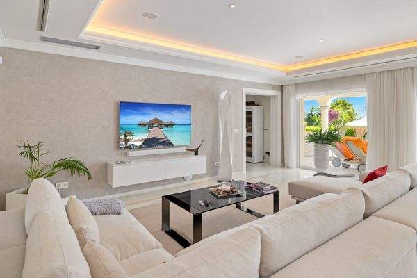 Photo: Villa in Nueva Andalucia