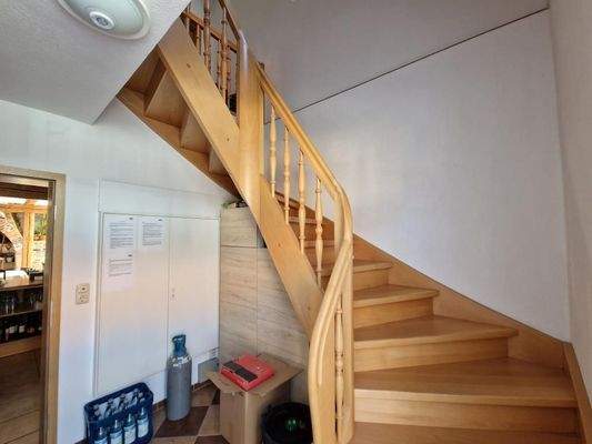 Treppenhaus zu den Wohnungen