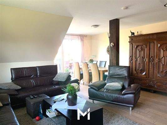 Wohn- und Esszimmer im Dachgeschoss