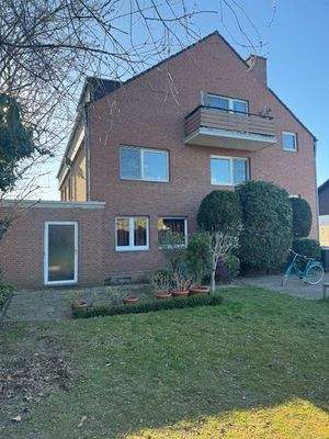 Hausansicht Garten 2