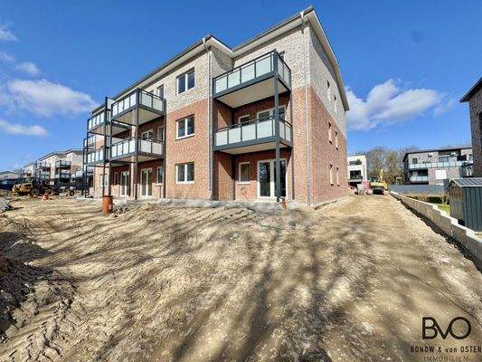 Auffahrt zum Innenhof