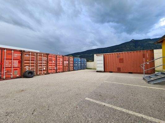Container