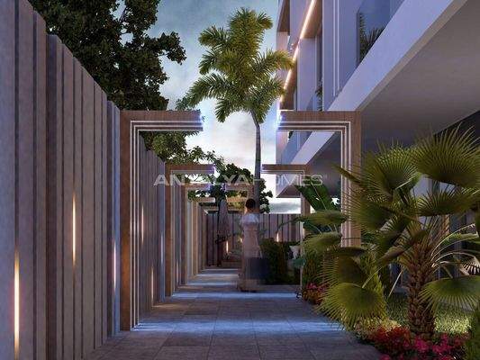 Flats in Complex with Swimming Pool in Antalya Muratpasa