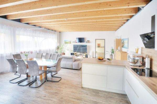 Wohn-/Essbereich mit Küche