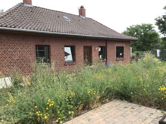 Nebengebäude Eingang