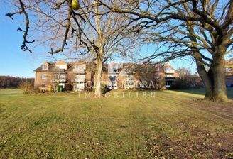 Blick auf Wohnanlage