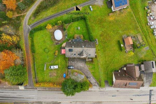 Blick von oben mit Pool