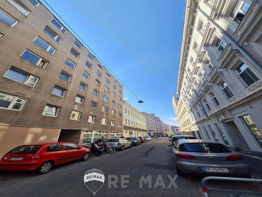 11. Eigentumswohnung Raaber-Bahn-Straße