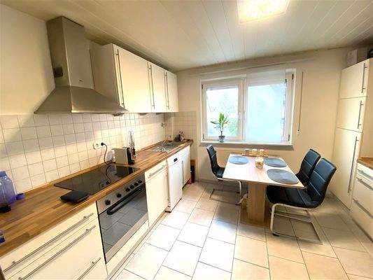 Einbauküche vorhanden