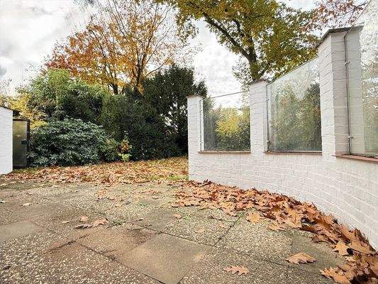 großzügige Terrasse