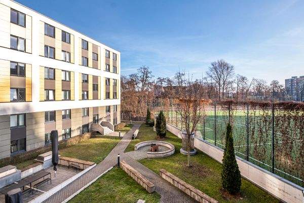 Blick in den begrünten Innenhof