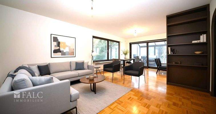 Wohn- und Esszimmer EG (Vis.)