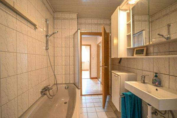 Badezimmer EG