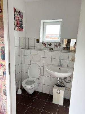 .. mit Sanitärräumen !